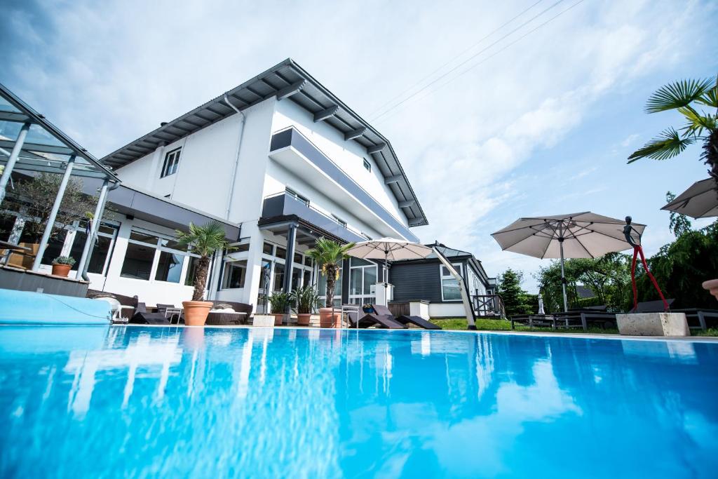 Indoor & Outdoor Pool